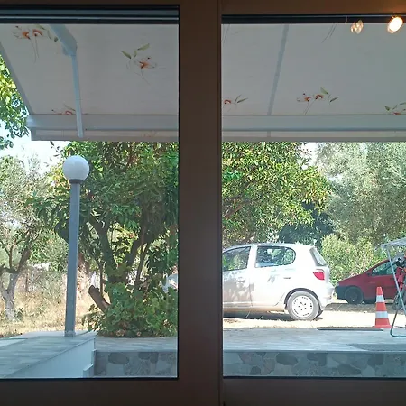 Diogenis Ground Lefkada At Vardas Apartmán