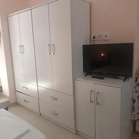 Apartment Diogenis Ground Lefkada At Vardas *